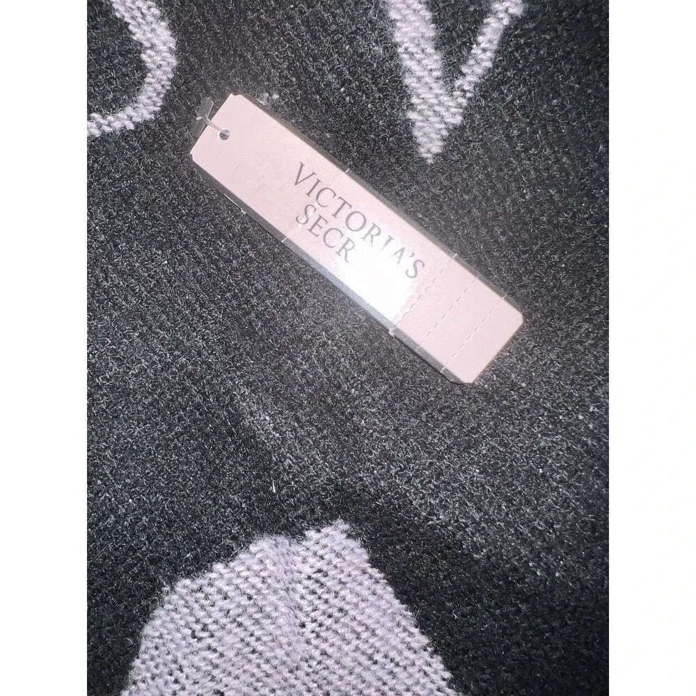 Victorias Secret Limited Edition Black Pink Heart Warm Cozy Blanket Throw NEW